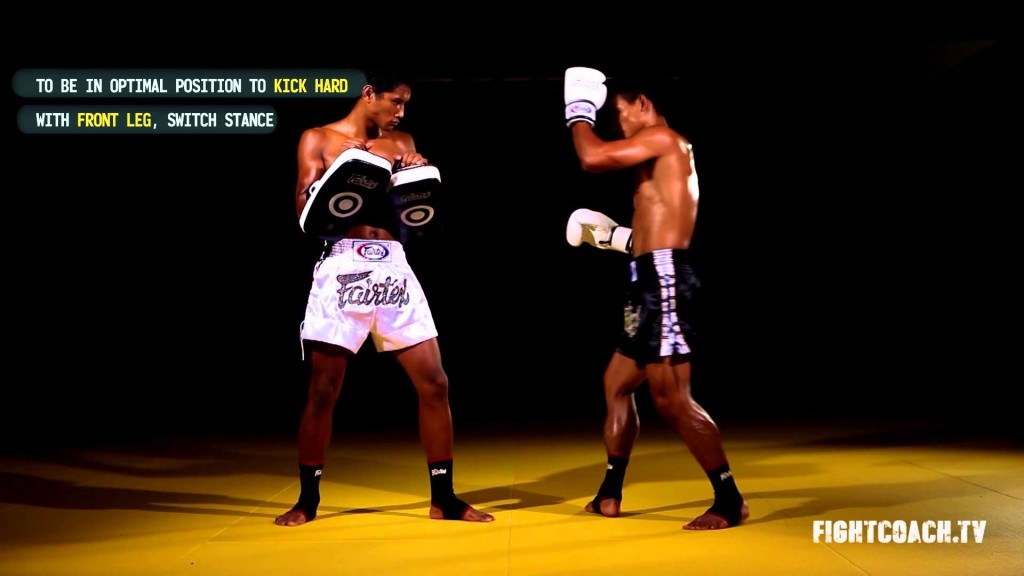 Rodilla Voladora Muay Thai MMA Fightcoach Professional Muay Thai Instructional Videos