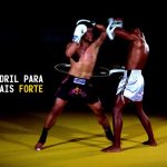 COMBINAÇÃO DE MUAY THAI: JAB, CRUZADO, COTOVELADA ASCENDENTE